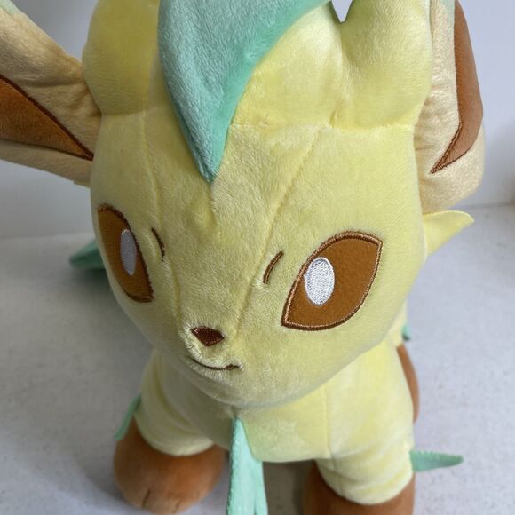 Pokemon Leafeon Plush - Picture 2 of 7